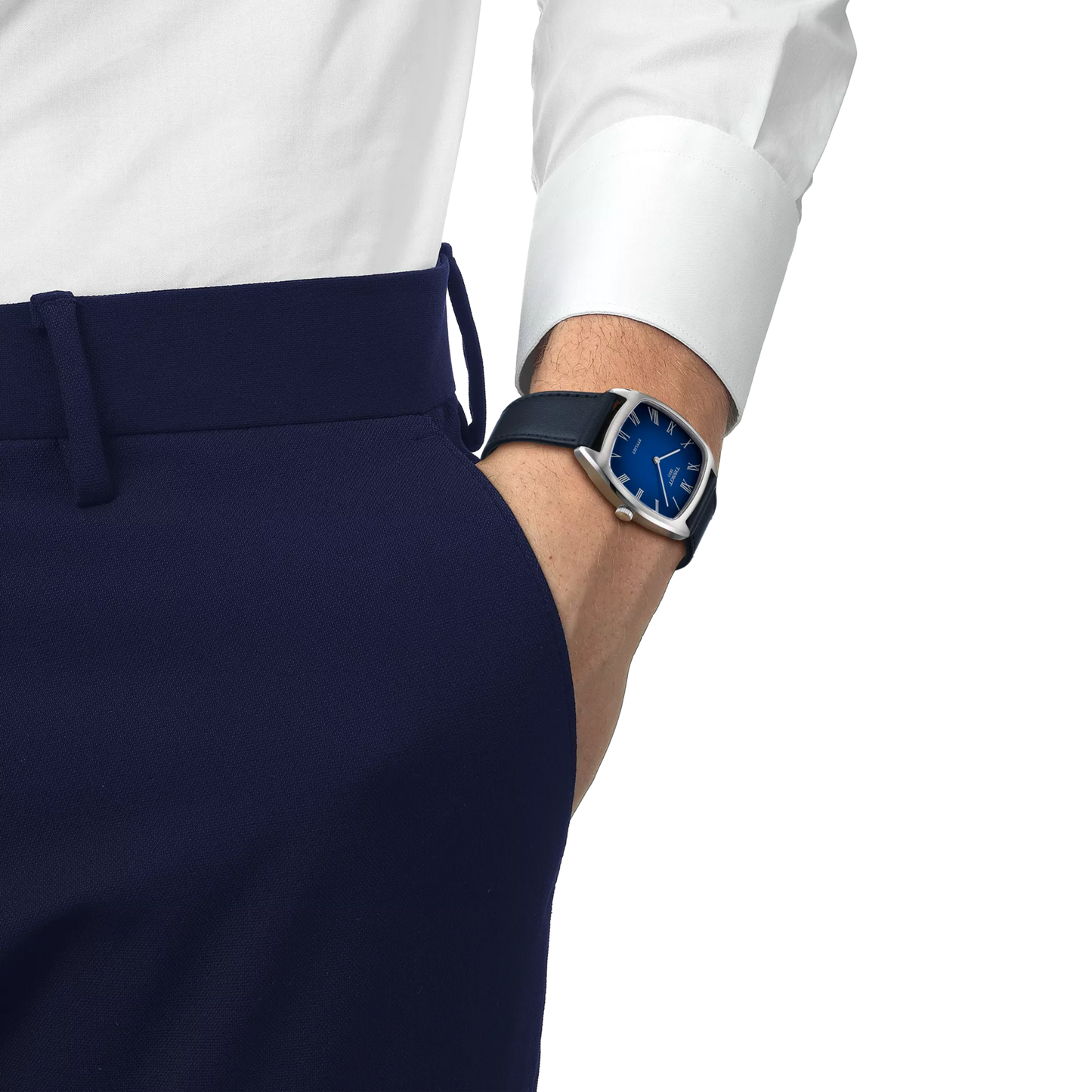 Tissot Stylist 32x32mm