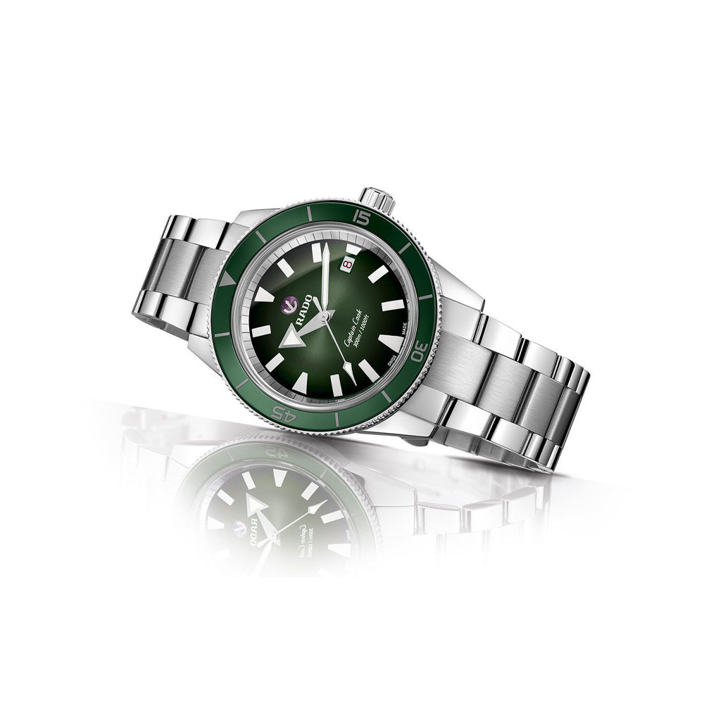 Rado Captain Cook R32105319 Watch