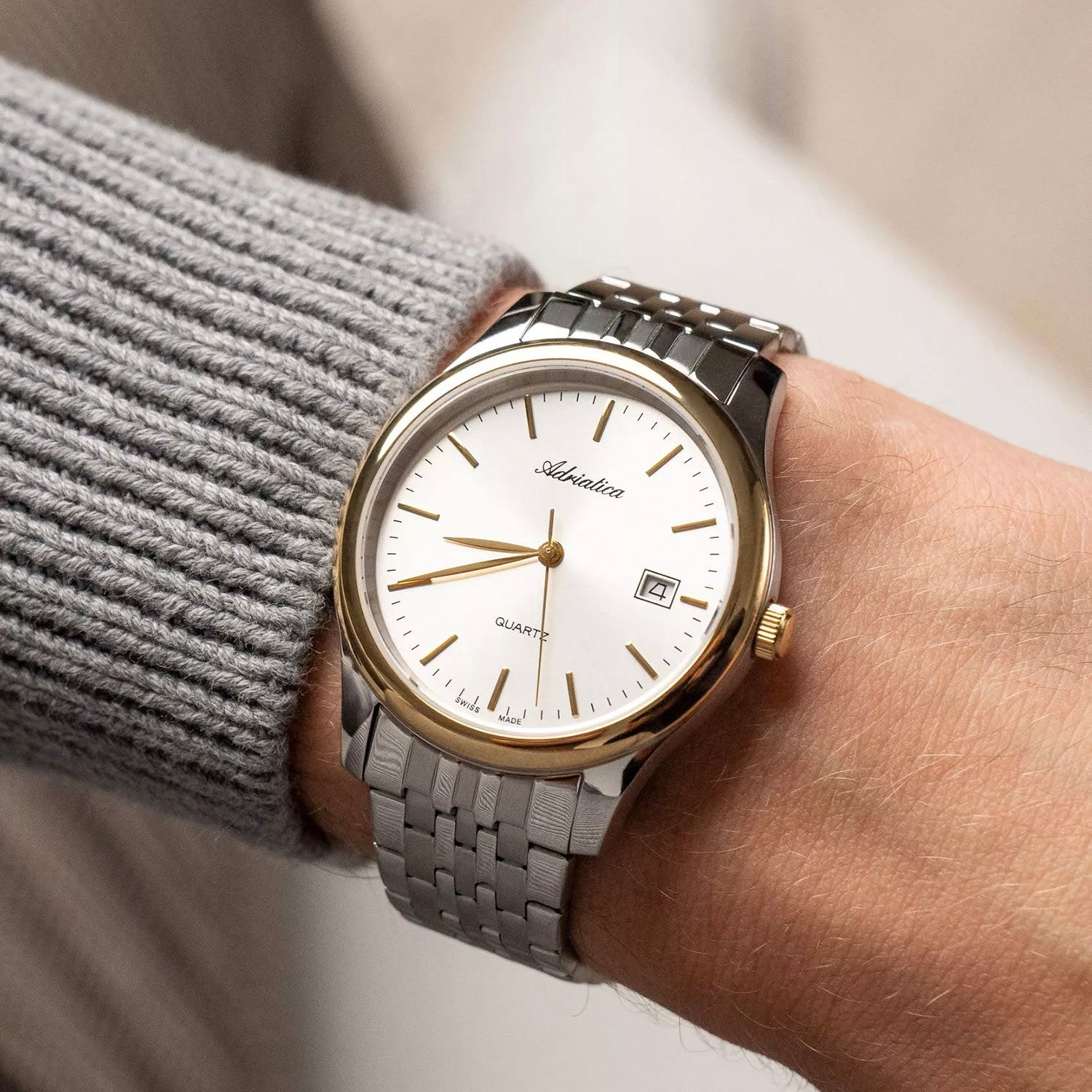 Men Quartz Silver Dial Analog Stainless Steel Watch A1024.2113Q