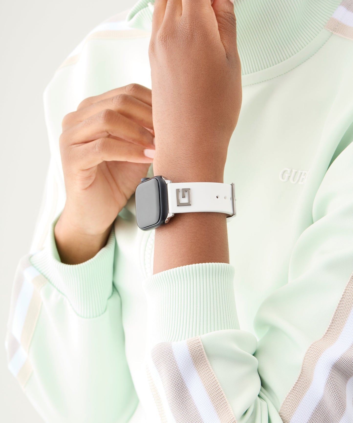 GUESS APPLE BAND (38MM-40MM)