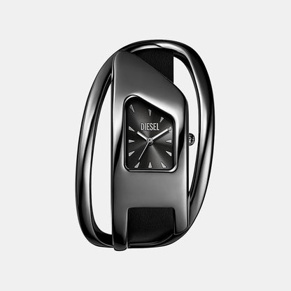 Women Quartz Black Dial Analog Leather Watch DZ5629