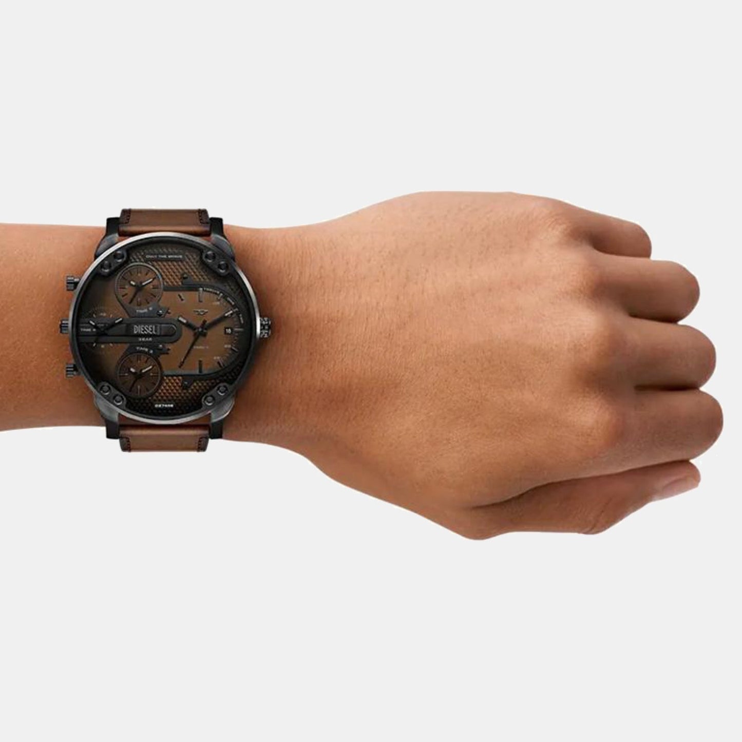 Mr. Daddy Slim Men Quartz Brown Dial Chronograph Leather Watch DZ7492