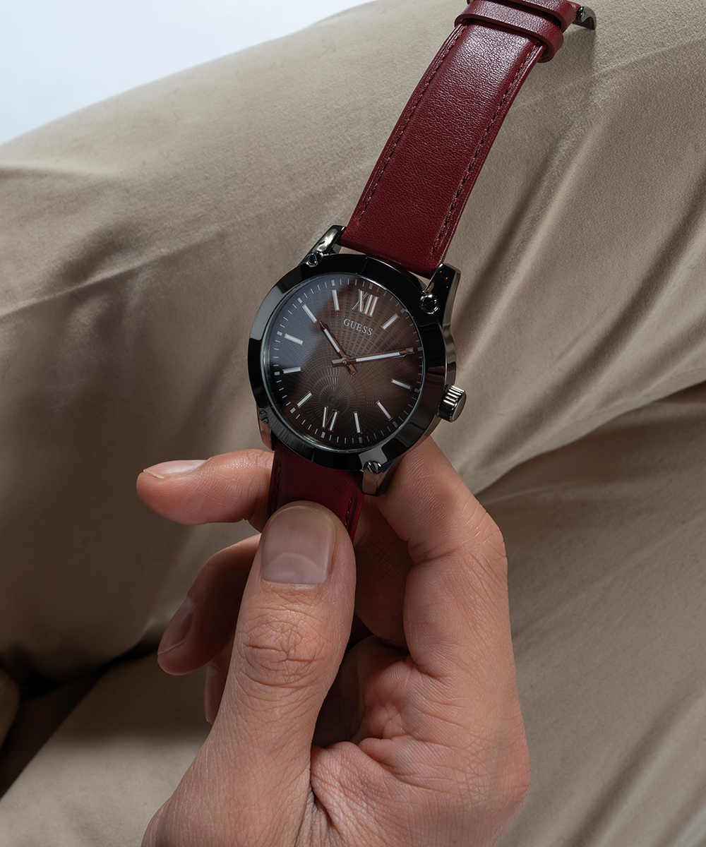 GUESS Mens Burgundy Gunmetal Analog Watch