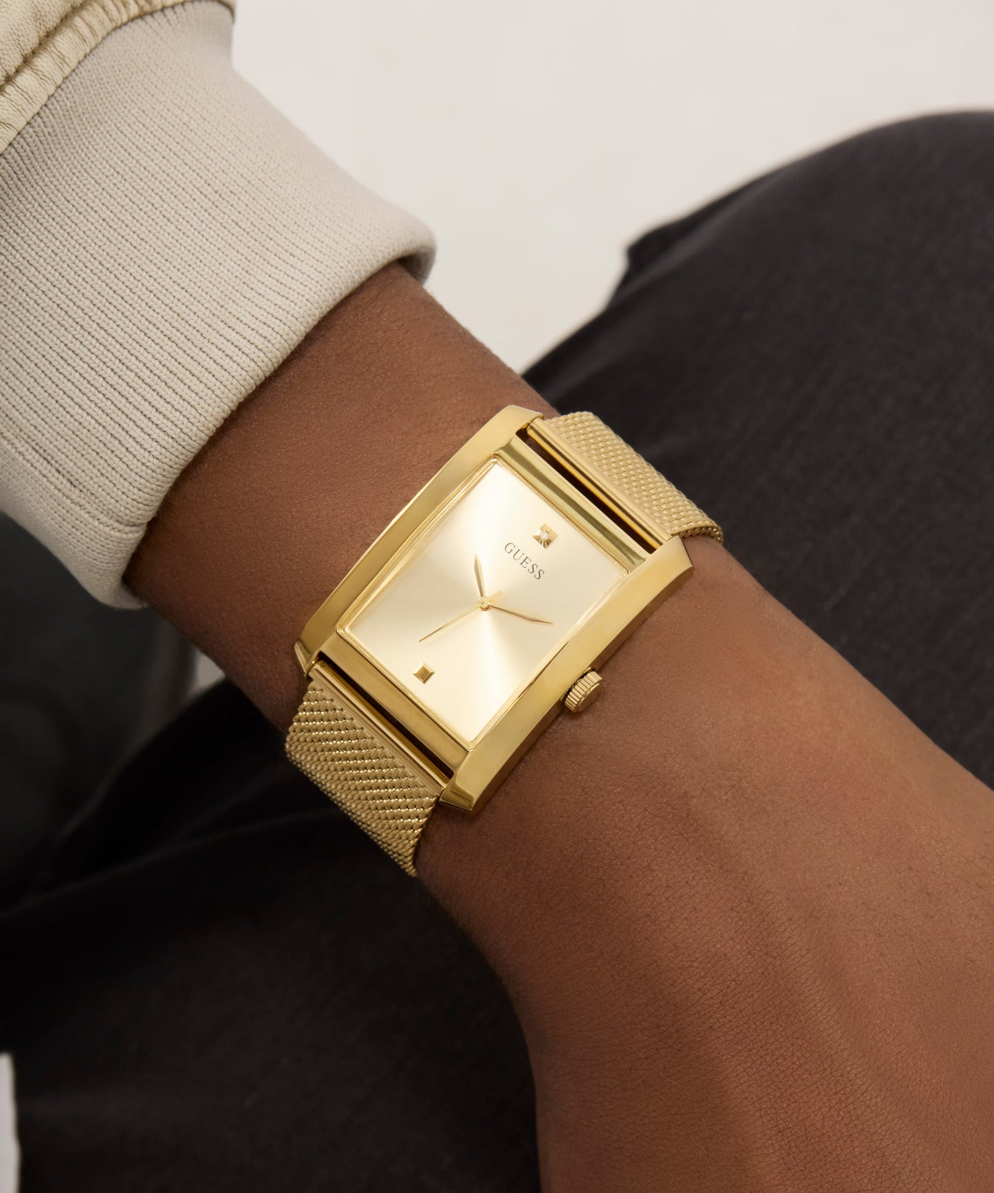 GUESS Mens Gold Tone Analog Watch