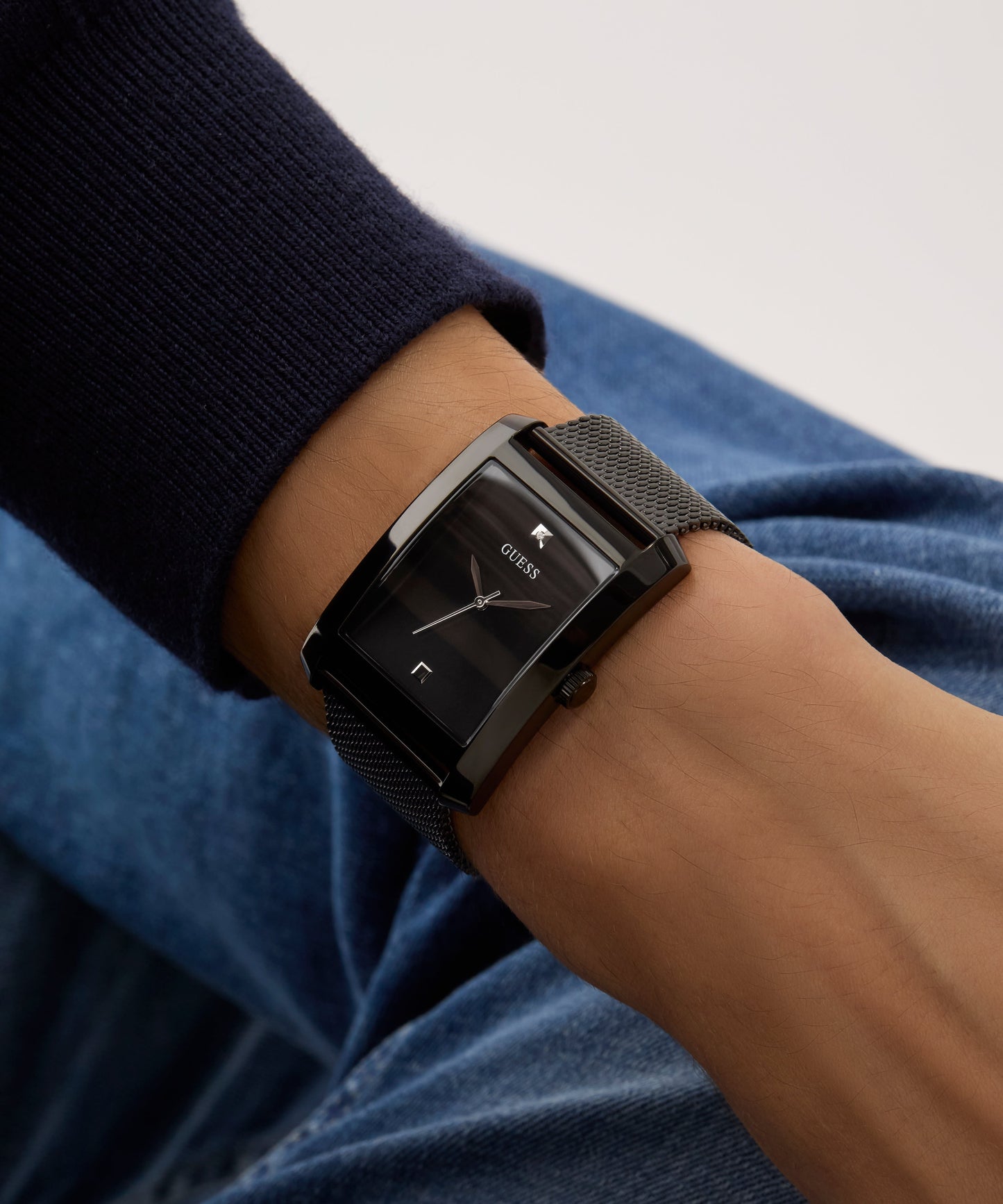 GUESS Mens Black Analog Watch