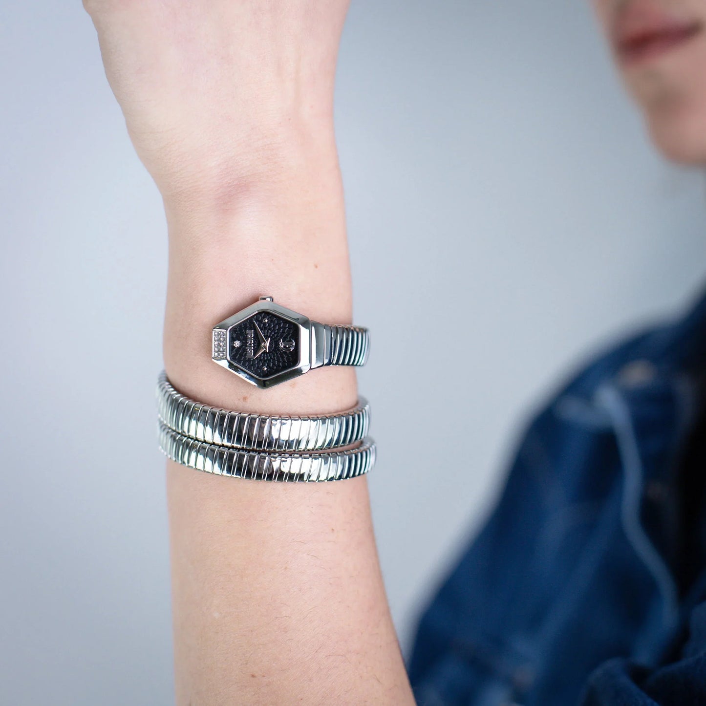 Romina Silver Black