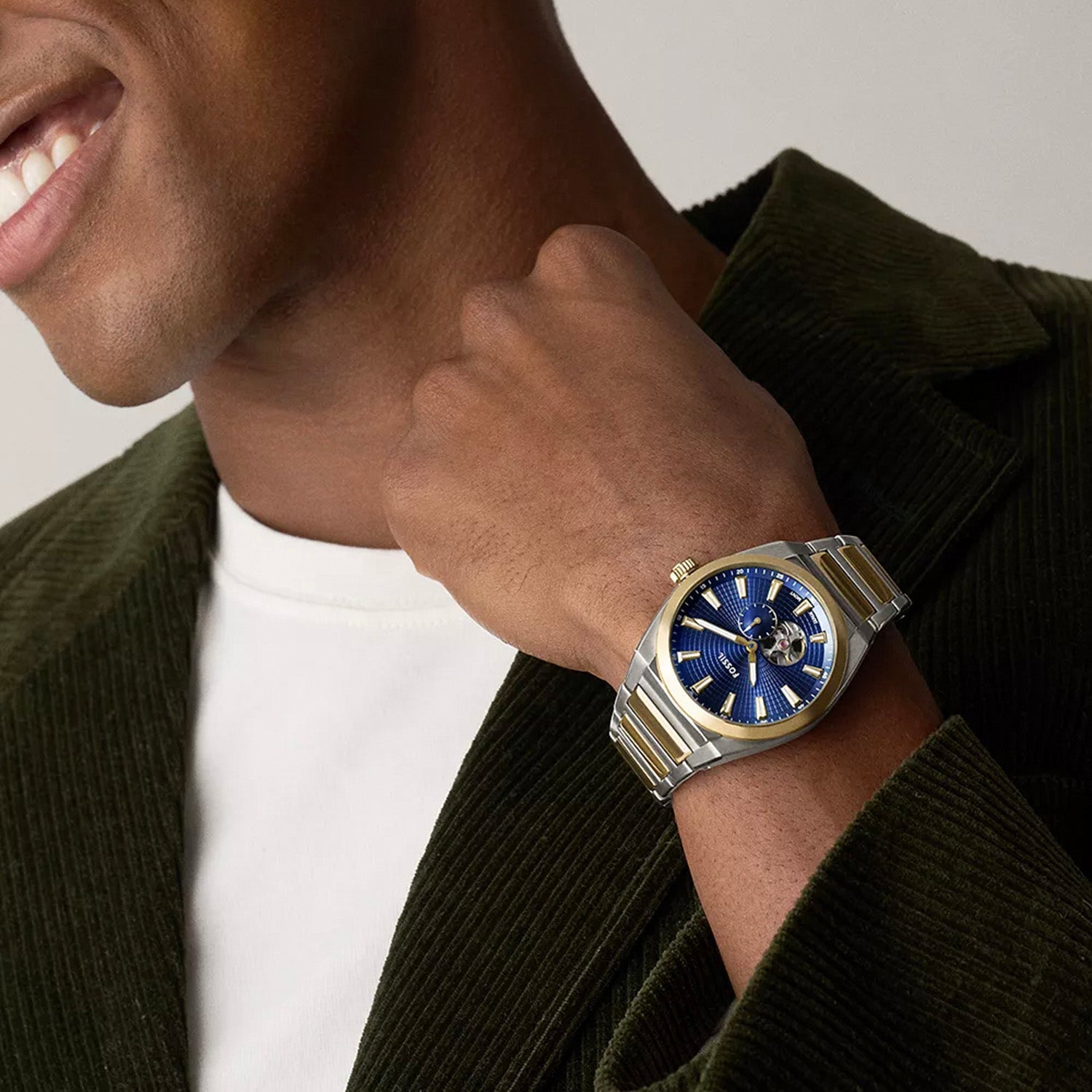 Everett Men Automatic Blue Dial Chronograph Stainless Steel Watch ME3275