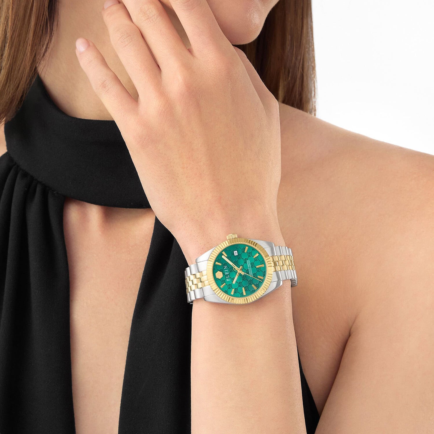 Women Quartz Green Dial Analog Stainless Steel Watch PWYFA0926