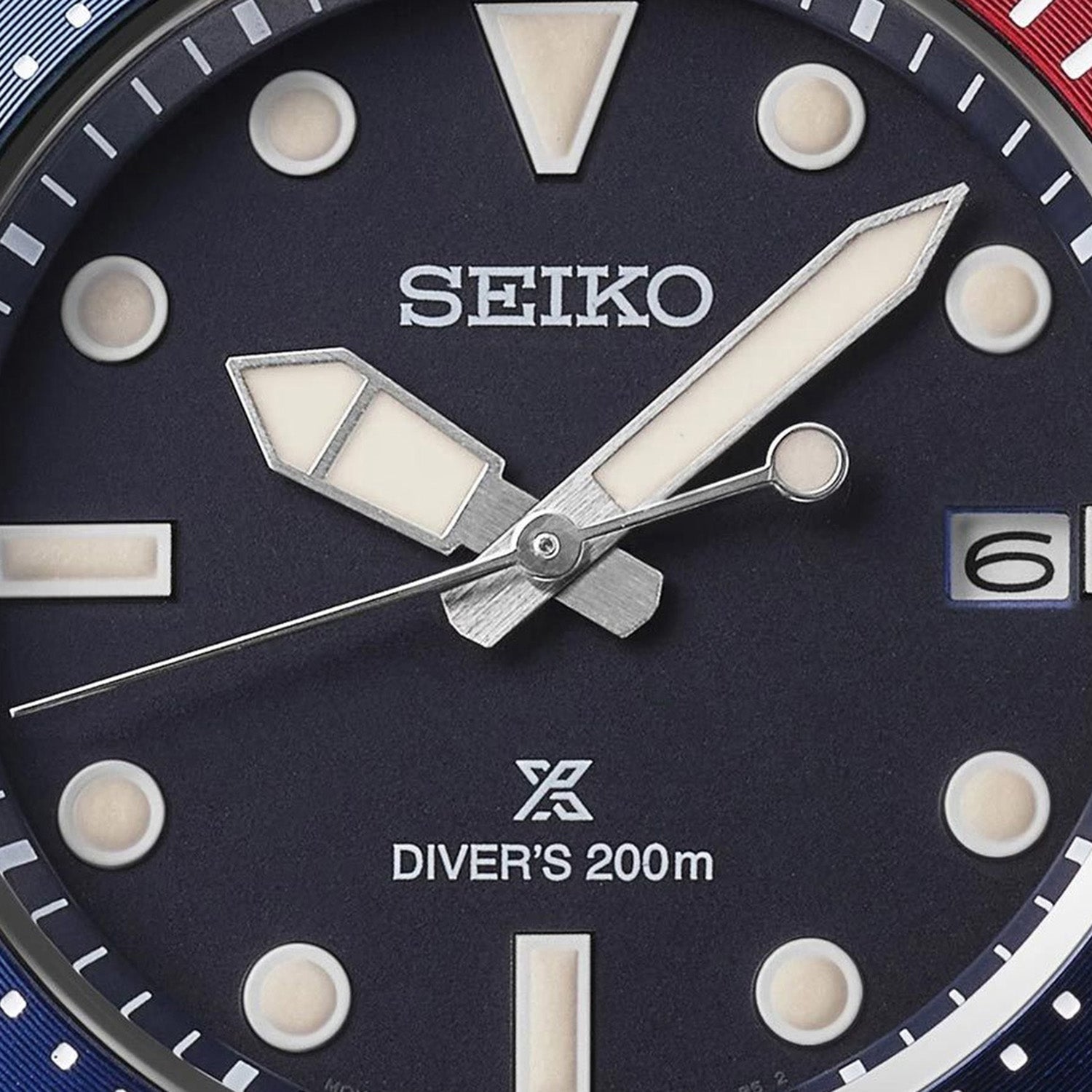 Prospex Men Solar Blue Dial Analog Stainless Steel Watch SNE595P1