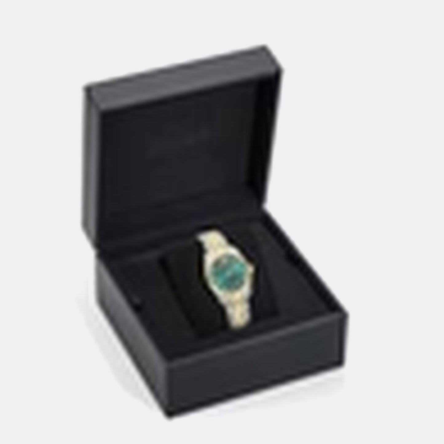 Ver.Millenium L.(Wc-0E) Women Quartz Green Dial Analog Stainless Steel Watch VE0E00425
