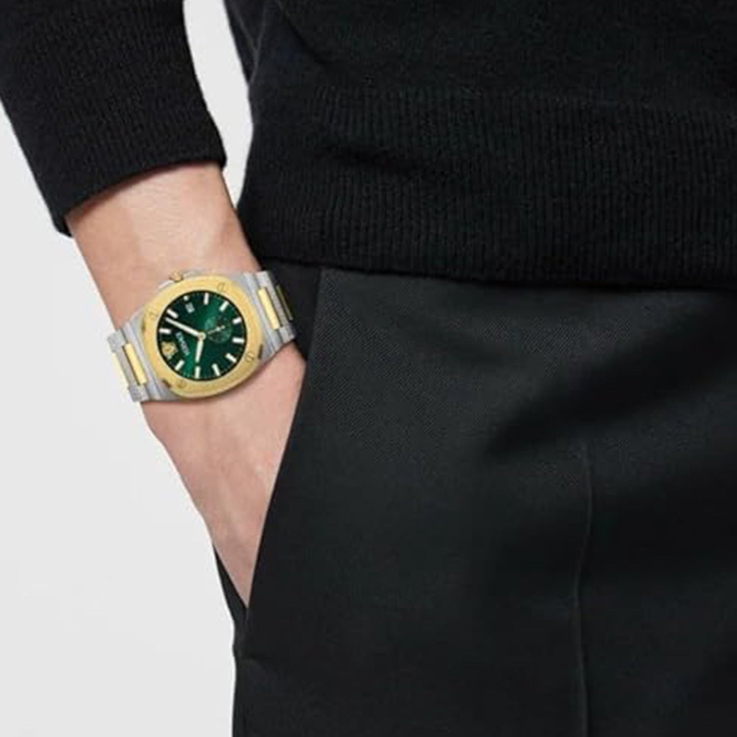 Versace Tolomeo (Wc-0V) Men Quartz Green Dial Analog Stainless Steel Watch VE0V00425