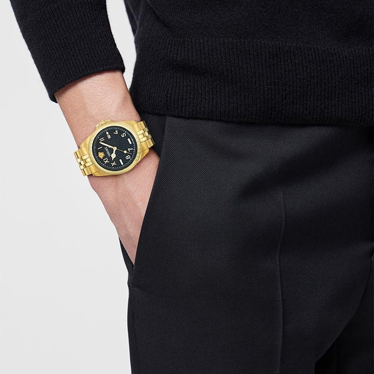 Versace Anteo (Wc-9H) Men Quartz Black Dial Analog Stainless Steel Watch VE9H00624