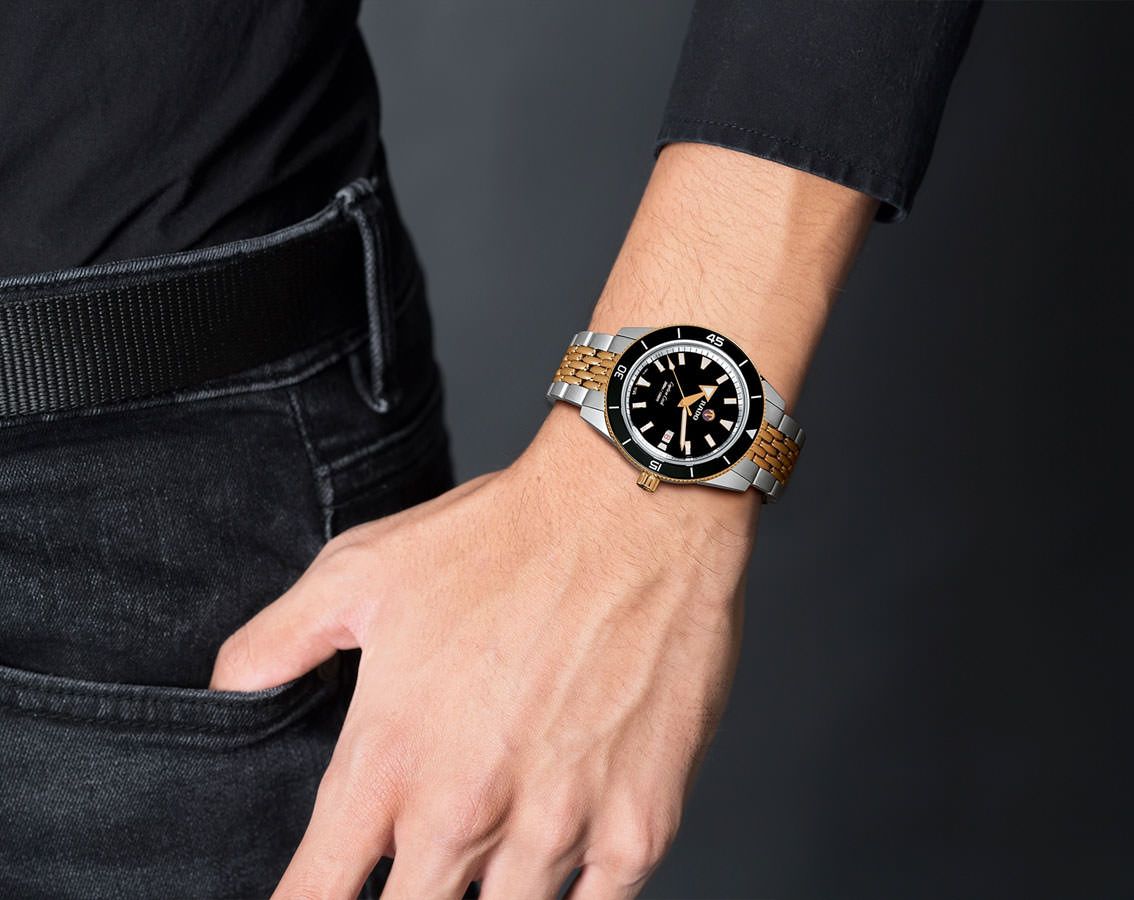Rado Captain Cook Automatic Men Watches in Round case & Black Dial R32137153