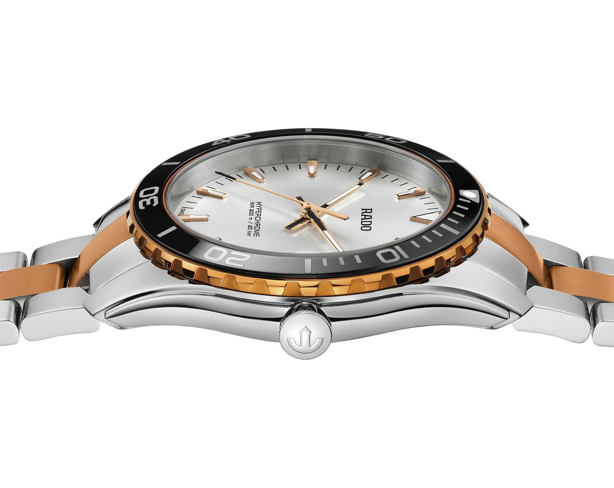 Rado HyperChrome Quartz Men Watches in Round case & White Dial R32156013
