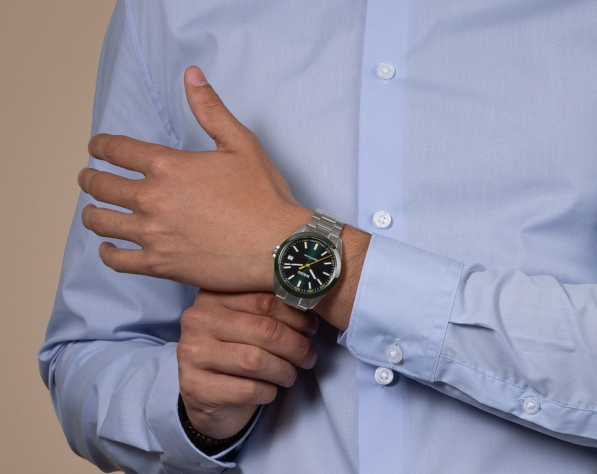 Rado HyperChrome Quartz Men Watches in Round case & Green Dial R32280313