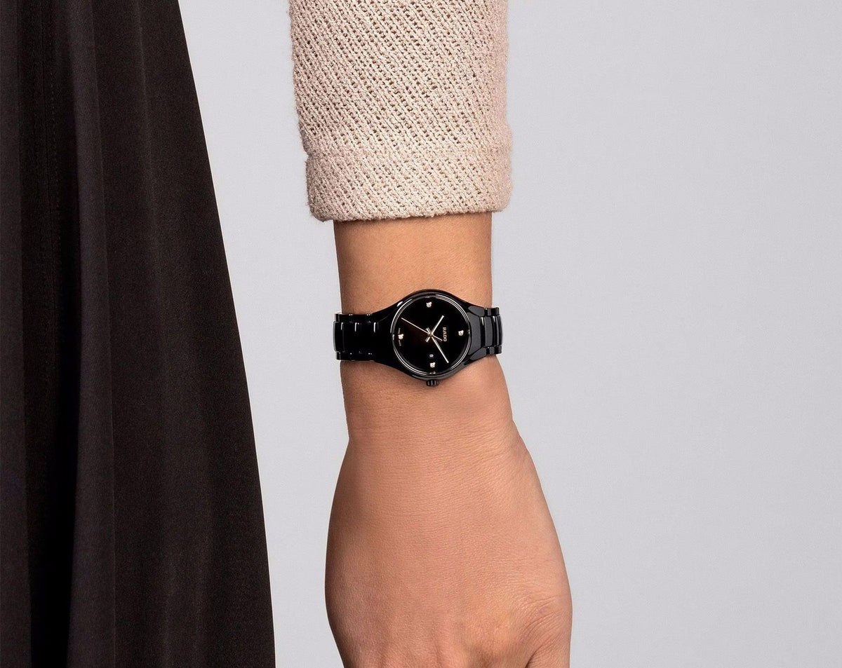 Rado True Round Quartz Women Watches in Round case & Black Dial R27059712