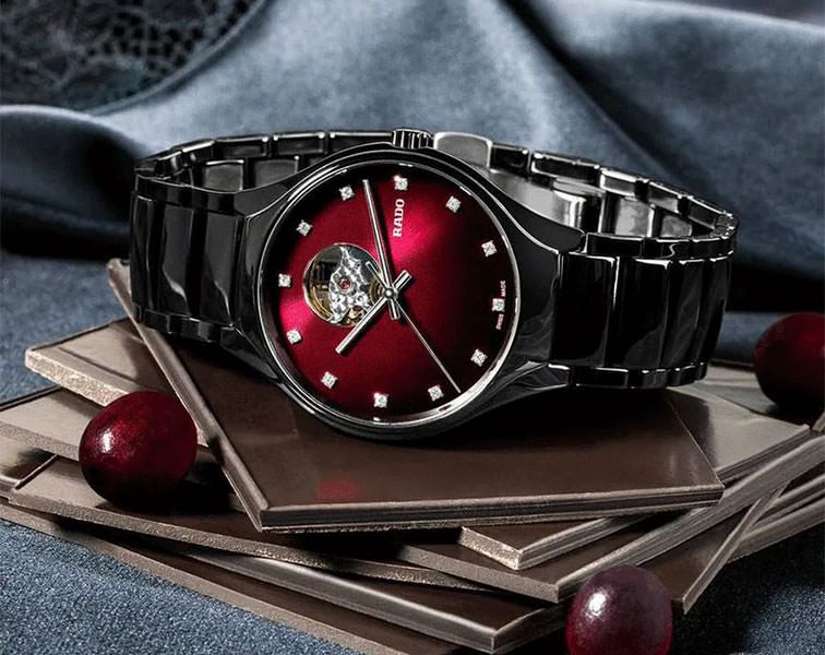 Rado True Round Automatic Unisex Watches in Round case & Red Dial R27107742