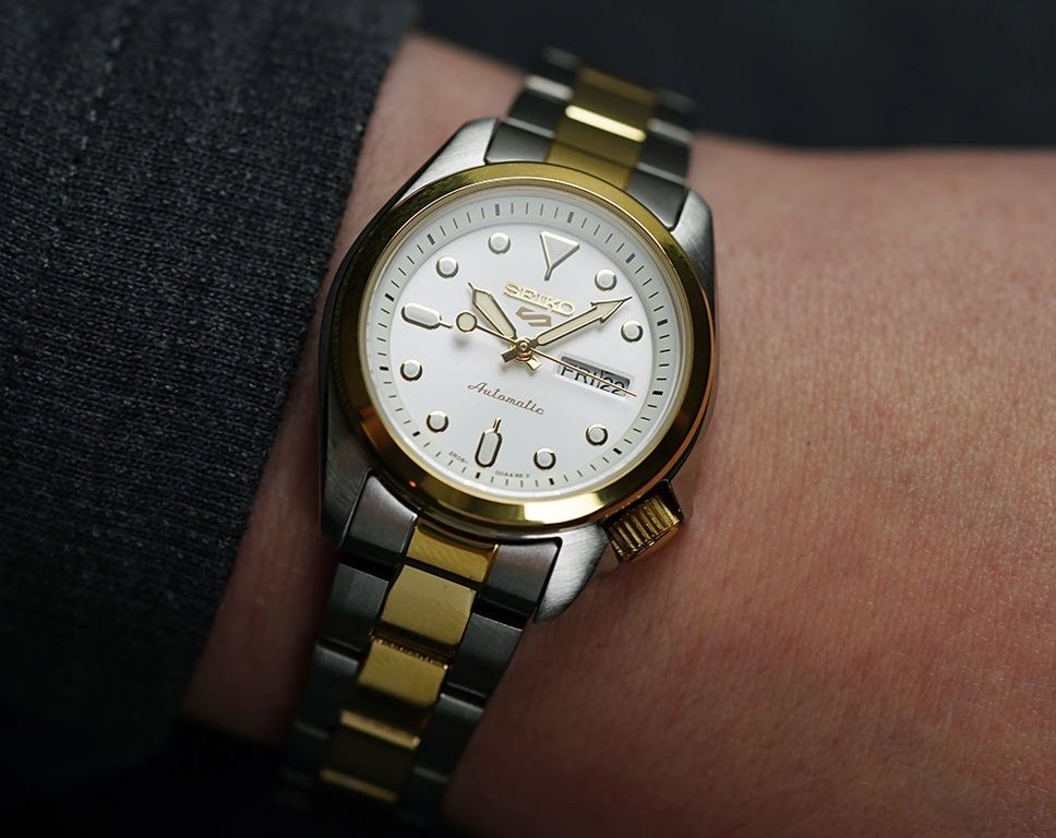 Seiko 5 Sports Automatic Women Watches in Round case & White Dial SRE004K1