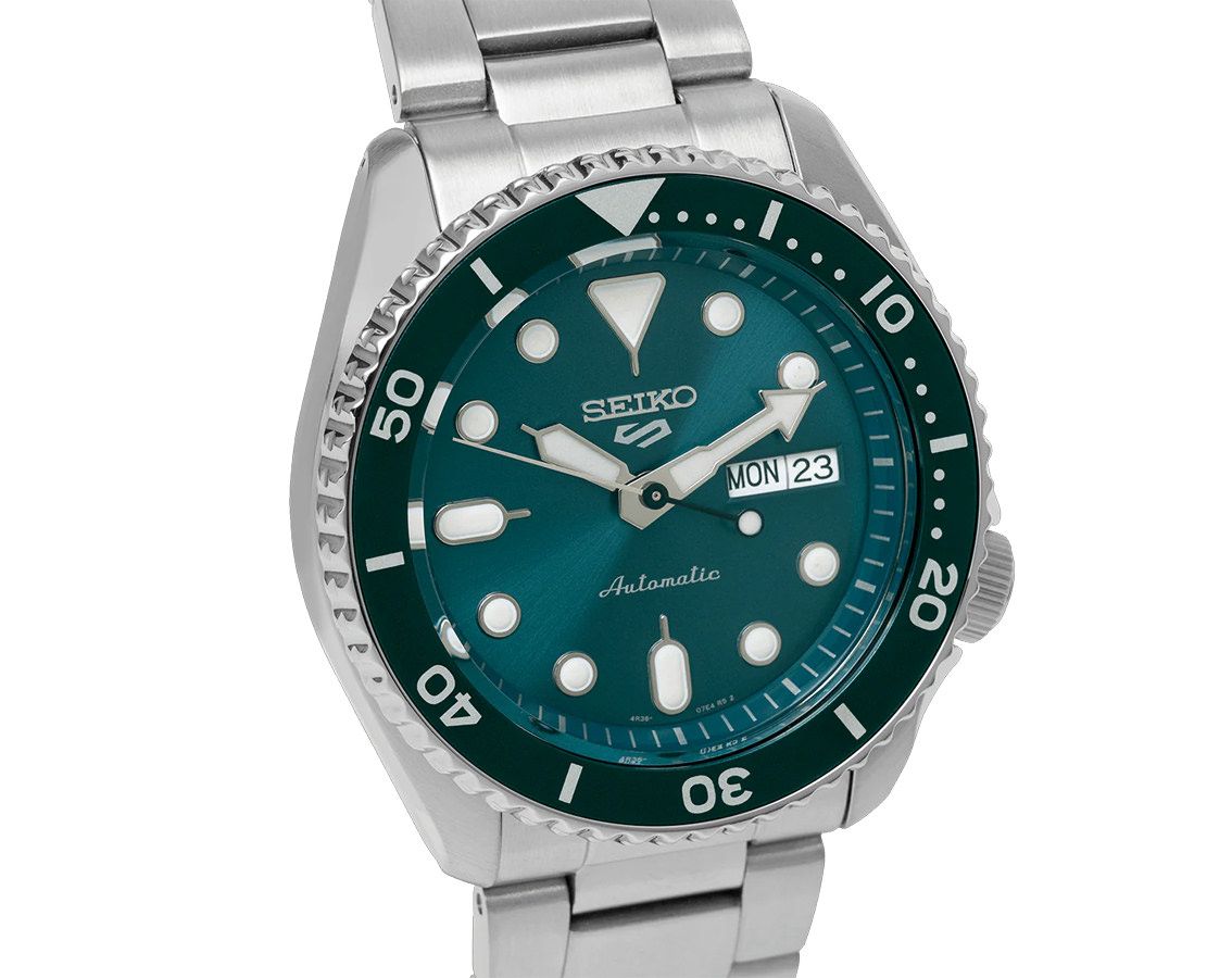 Seiko 5 Sports Automatic Men Watches in Round case & Green Dial SRPD61K1