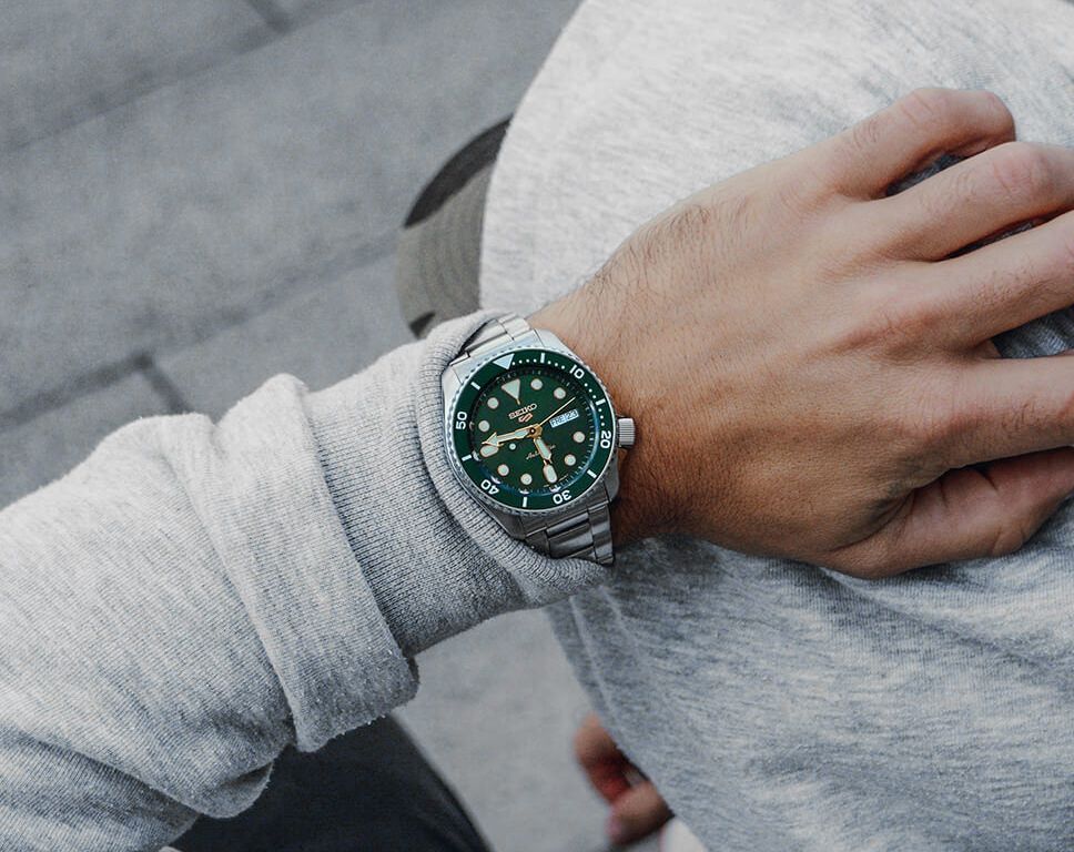 Seiko 5 Sports Automatic Men Watches in Round case & Green Dial SRPD63K1