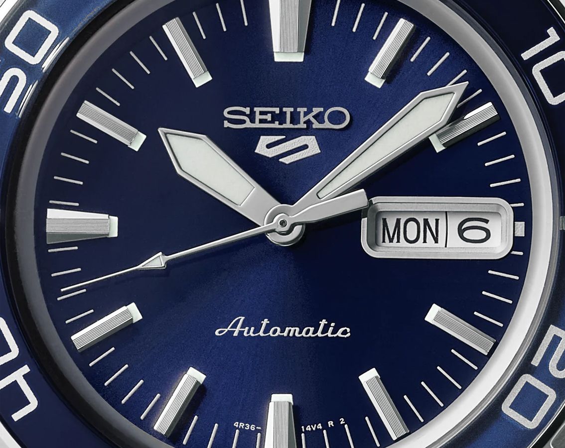 Seiko 5 Sports Automatic Men Watches in Round case & Blue Dial SRPK97K1