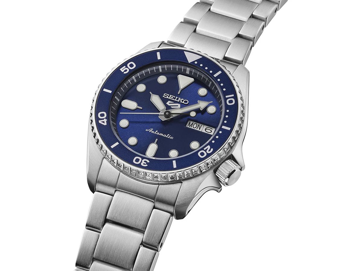 Seiko 5 Sports Automatic Men Watches in Round case & Blue Dial SRPK97K1