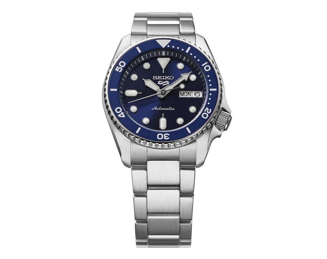 Seiko 5 Sports Automatic Men Watches in Round case & Blue Dial SRPL77K1