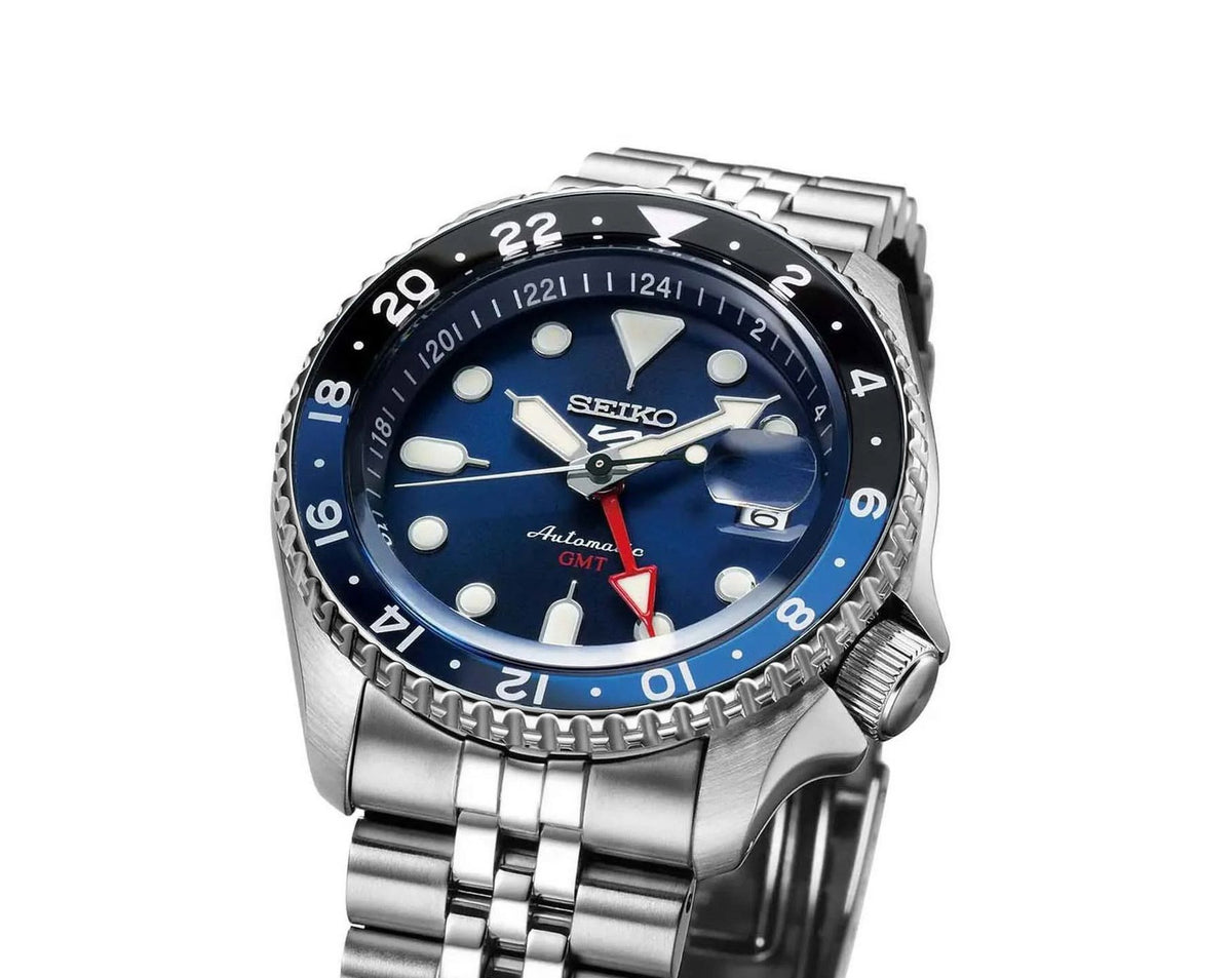 Seiko 5 Sports Automatic Men Watches in Round case & Blue Dial SSK003K1