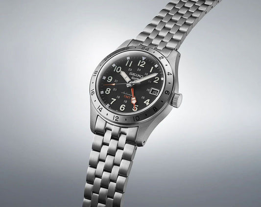 Seiko 5 Sports Automatic Men Watches in Round case & Black Dial SSK023K1