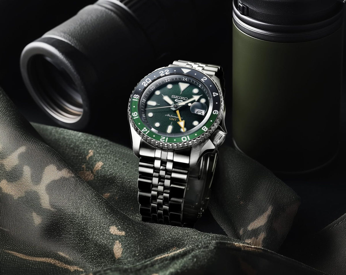 Seiko 5 Sports Automatic Men Watches in Round case & Green Dial SSK035K1