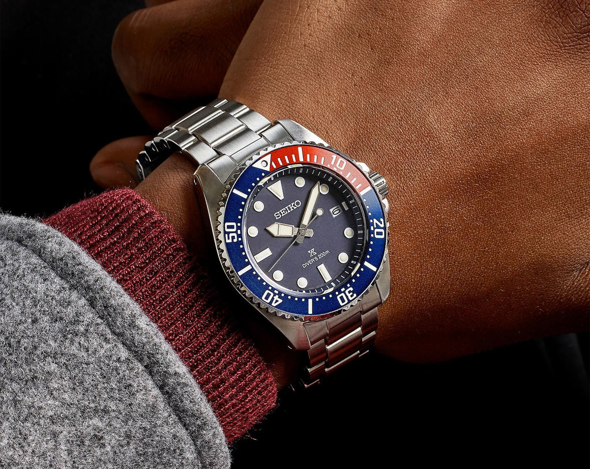 Seiko Prospex Solar Powered Men Watches in Round case & Blue Dial SNE595P1